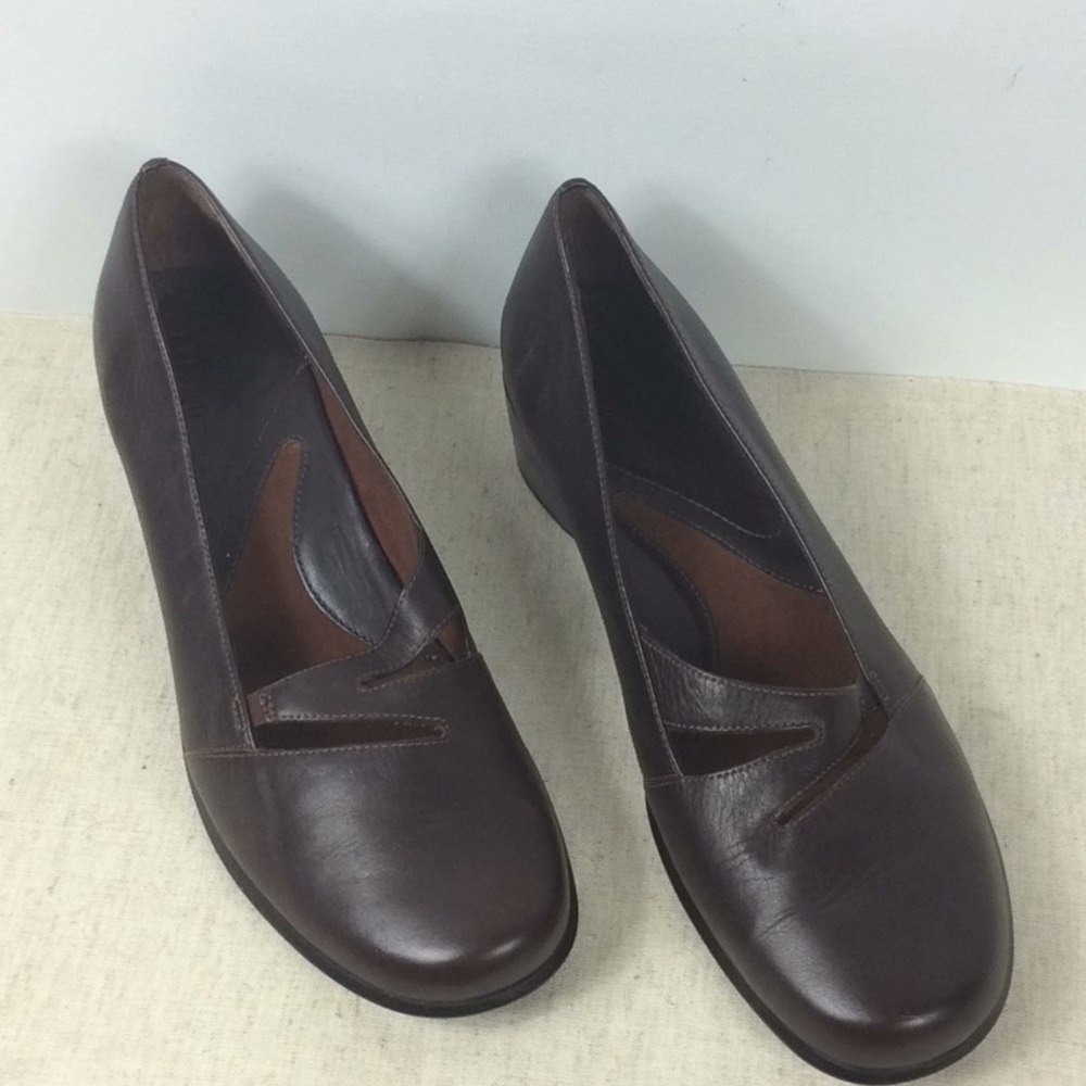 Clarks Artisan brown leather shoes